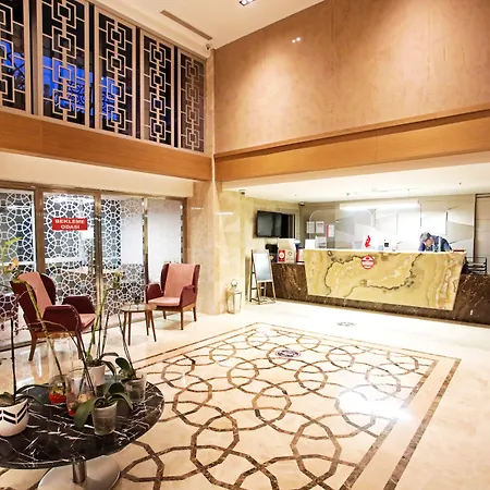 Pasapark Selcuklu 3* קוניה