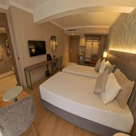 Hotel Ramada Encore By Wyndham Selcuklu