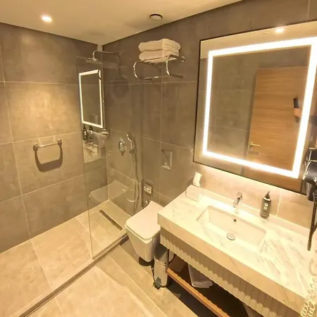 Ramada Encore By Wyndham Selcuklu Hotel