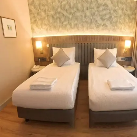 Ramada Encore By Wyndham Selcuklu Hotel 3*