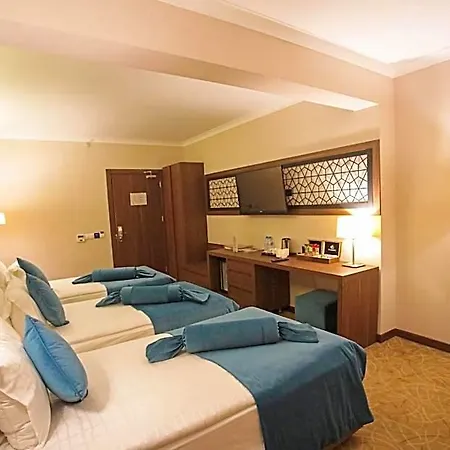 Ramada Encore By Wyndham Selcuklu