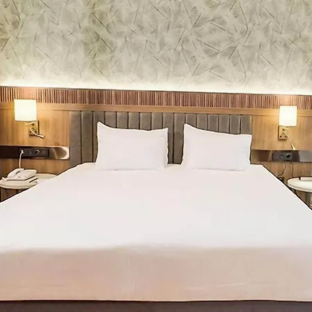 Отель Ramada Encore By Wyndham Selcuklu