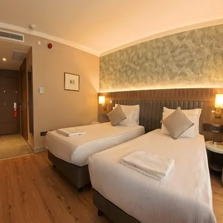 Ramada Encore By Wyndham Selcuklu