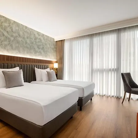 Ramada Encore By Wyndham Selcuklu 4* Конья