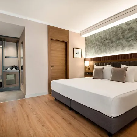 Ramada Encore By Wyndham Selcuklu Отель
