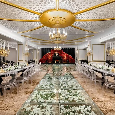 Отель Ramada Encore By Wyndham Selcuklu Конья