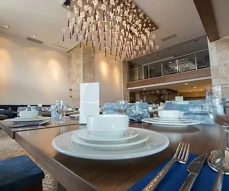 Ramada Encore By Wyndham Selcuklu Hotel 3*