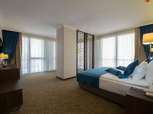 Pasapark Selcuklu 3* קוניה